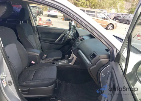 2014 Subaru Forester 2.5I z USA, uszkodzony, nr VIN JF2SJAAC1EH467555